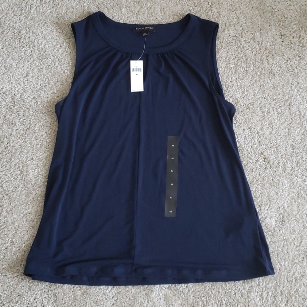 Banana Republic sleeveless blouse size medium